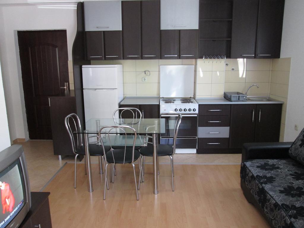 Tatjana'S Apartments Ohrid Zimmer foto